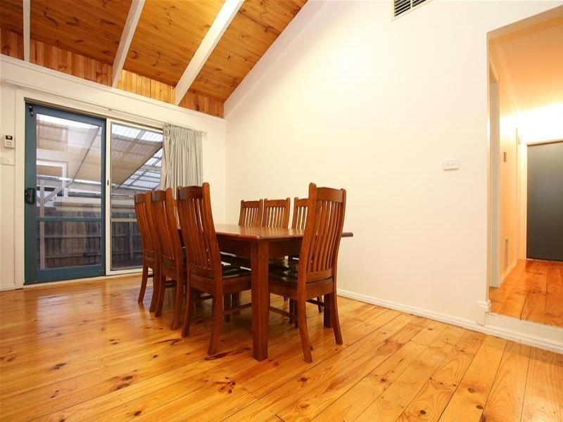 44 Golf Links Drive, Mill Park VIC 3082