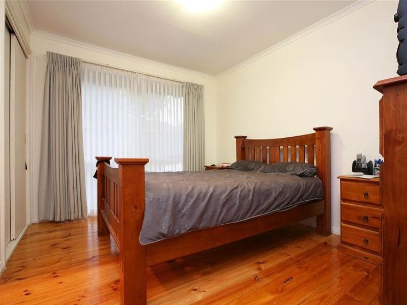 44 Golf Links Drive, Mill Park VIC 3082