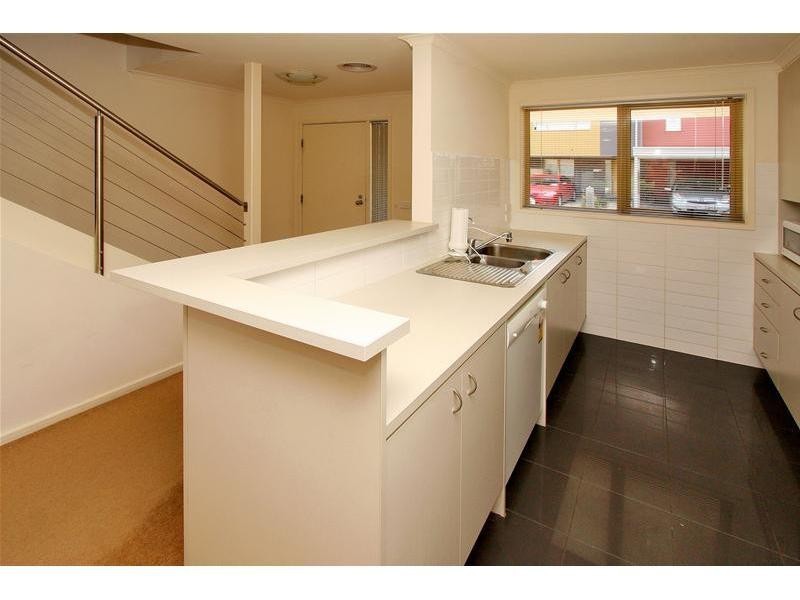 10/6 Boadle Road, Bundoora VIC 3083
