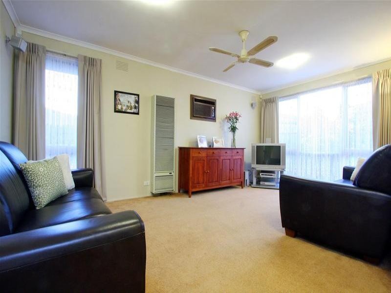 8 Sharman Court, Bundoora VIC 3083
