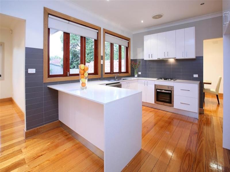 4 Churchill Street, Heidelberg Heights VIC 3081