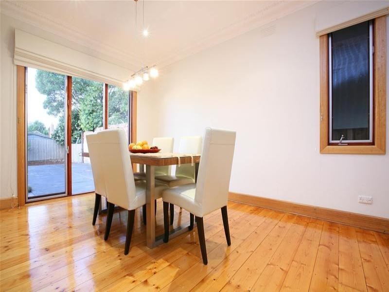 4 Churchill Street, Heidelberg Heights VIC 3081