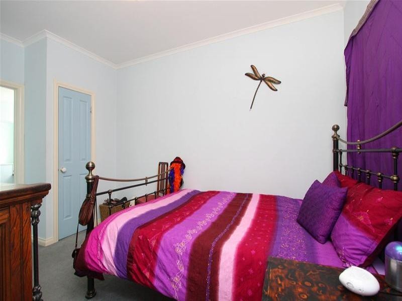 6/149-151 Glenlyon Road, Brunswick VIC 3056