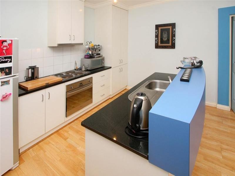 6/149-151 Glenlyon Road, Brunswick VIC 3056