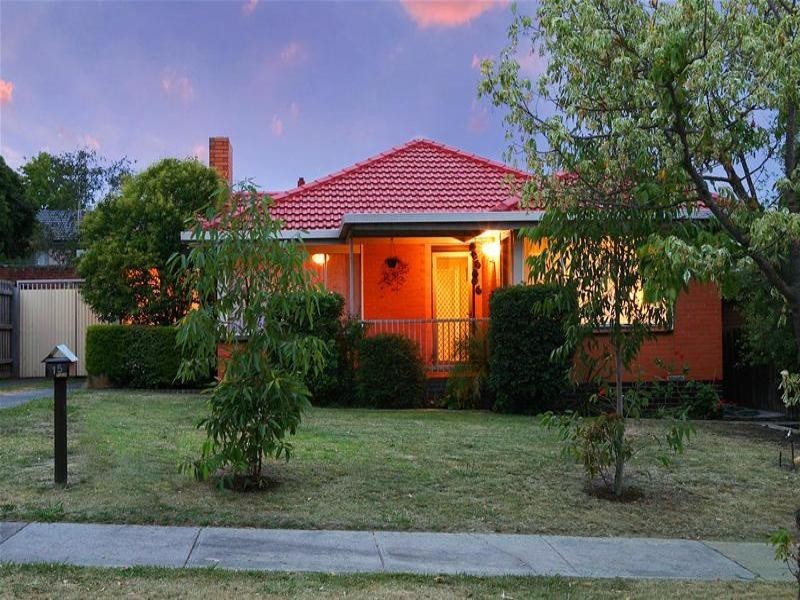 15 Donach Crescent, Bundoora VIC 3083