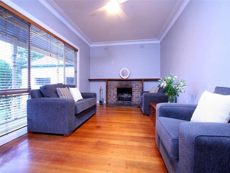 297 Nell Street West, Watsonia VIC 3087