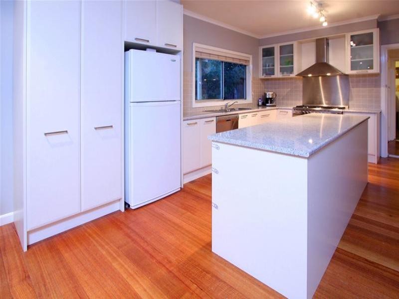 297 Nell Street West, Watsonia VIC 3087