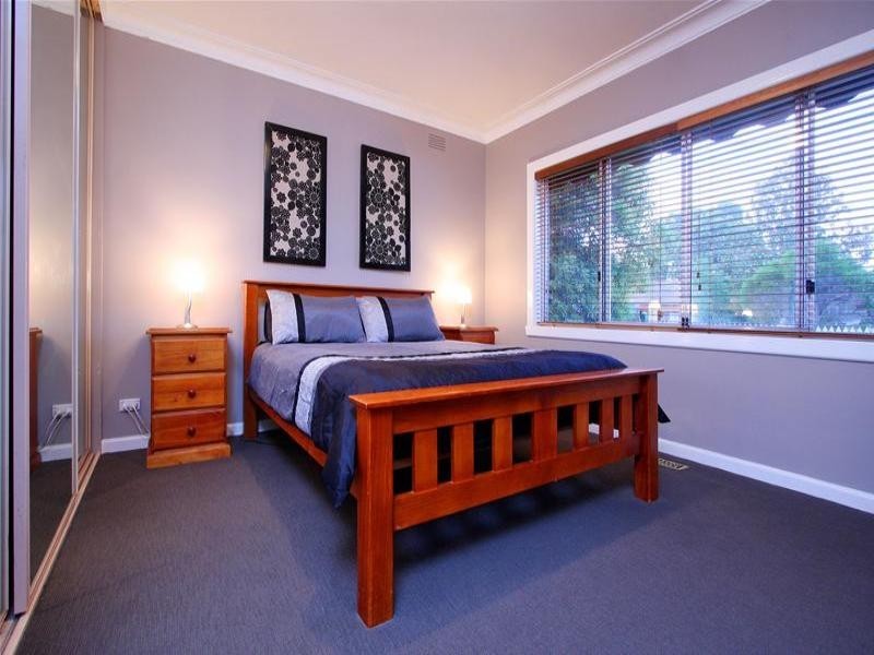 297 Nell Street West, Watsonia VIC 3087