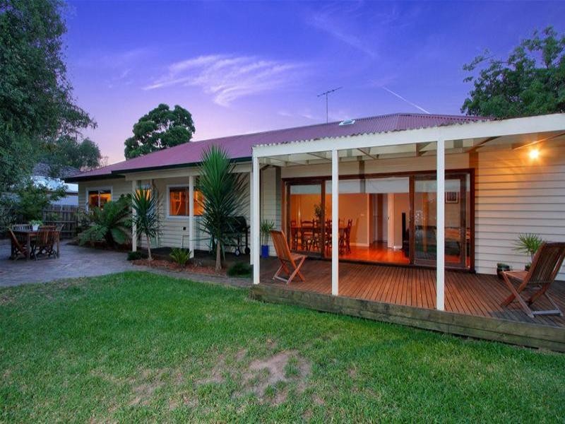297 Nell Street West, Watsonia VIC 3087