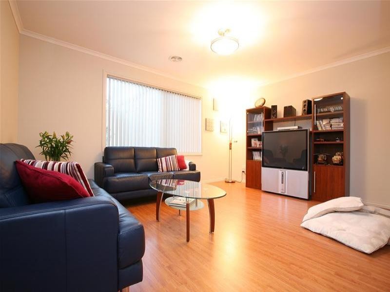 11 Topaz Grove, South Morang VIC 3752