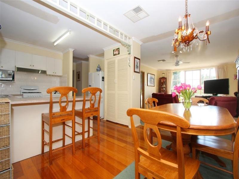 73 Wallara Crescent, Bundoora VIC 3083