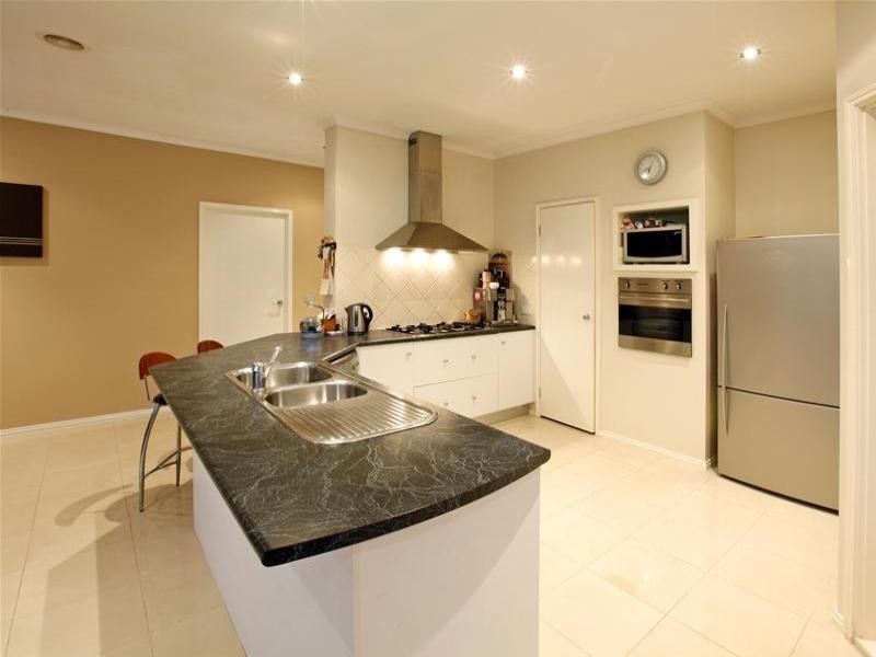 12 Velvet Avenue, Bundoora VIC 3083