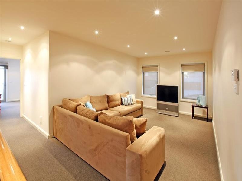1 Hayes Walk, Bundoora VIC 3083