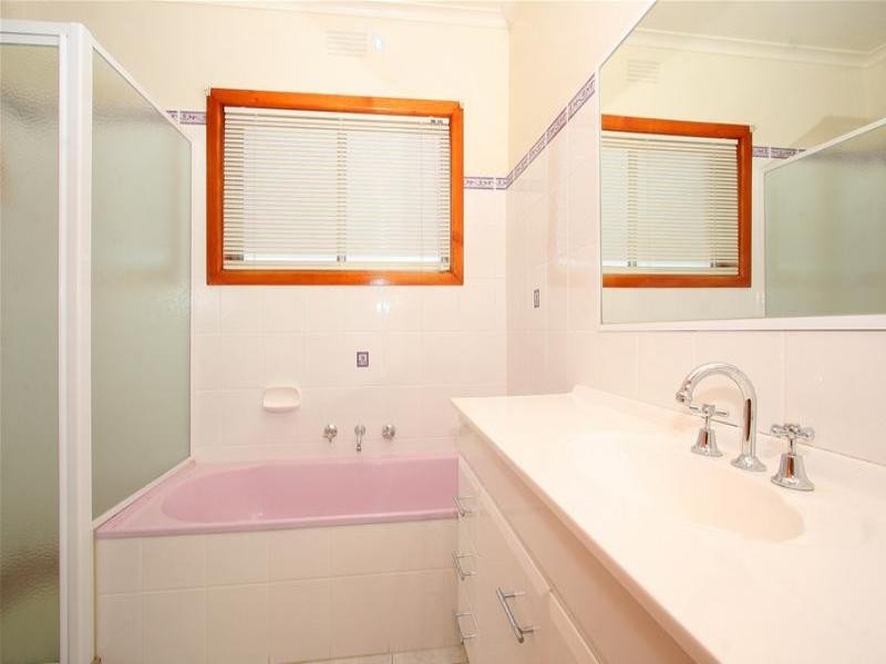 42 Howell Street, Lalor VIC 3075