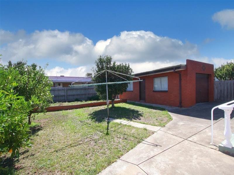 42 Howell Street, Lalor VIC 3075