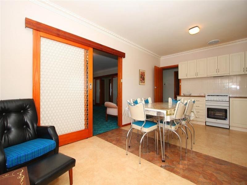 42 Howell Street, Lalor VIC 3075