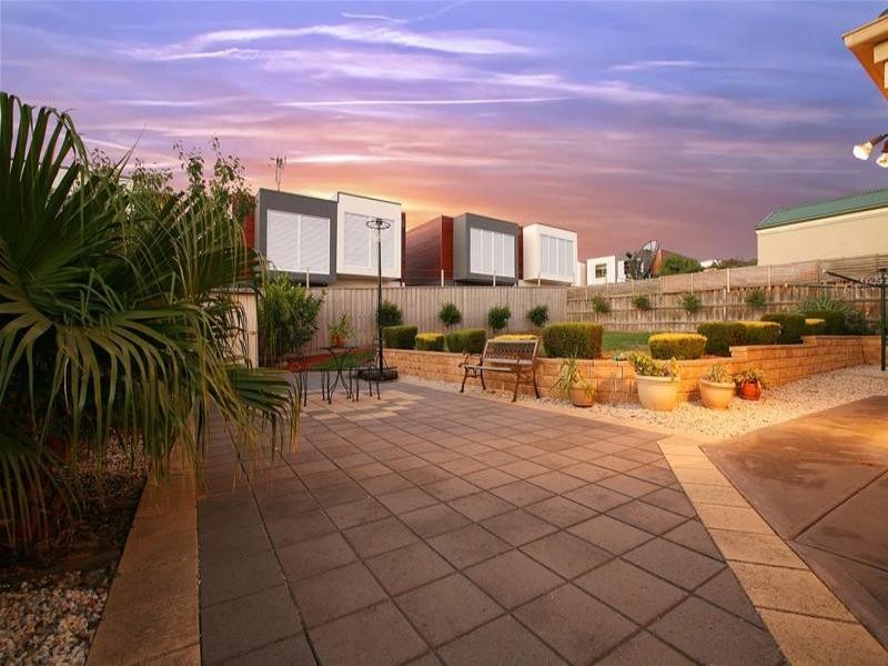 22 Wisteria Drive, Bundoora VIC 3083