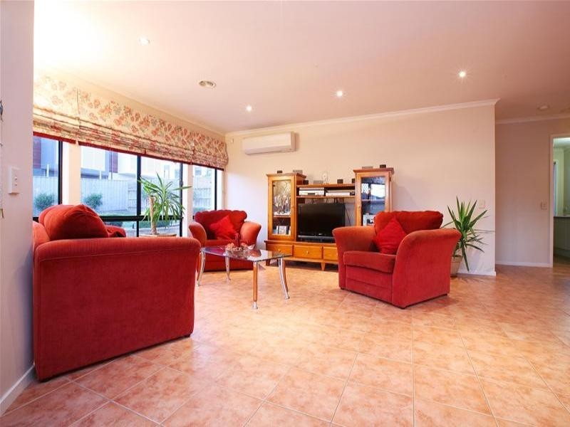 22 Wisteria Drive, Bundoora VIC 3083