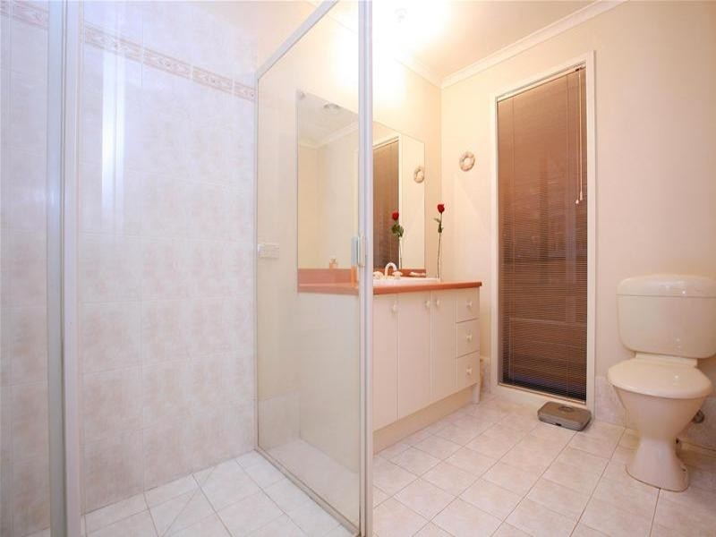 22 Wisteria Drive, Bundoora VIC 3083