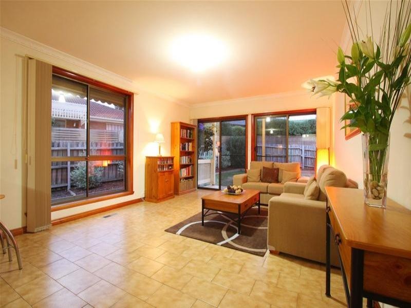 22 Stonnington Drive, Watsonia North VIC 3087