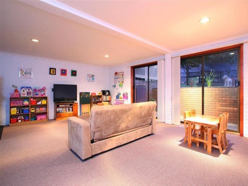 22 Stonnington Drive, Watsonia North VIC 3087