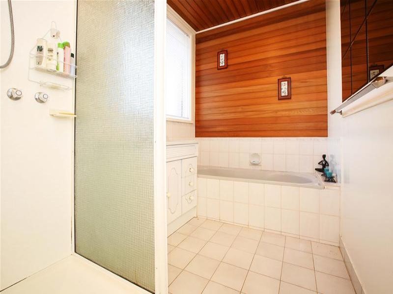 70 Noorong Avenue, Bundoora VIC 3083