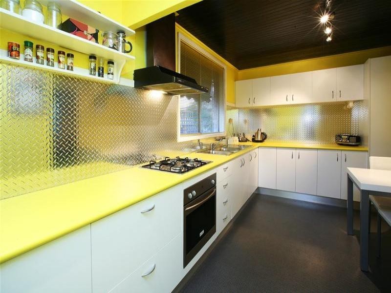 70 Noorong Avenue, Bundoora VIC 3083