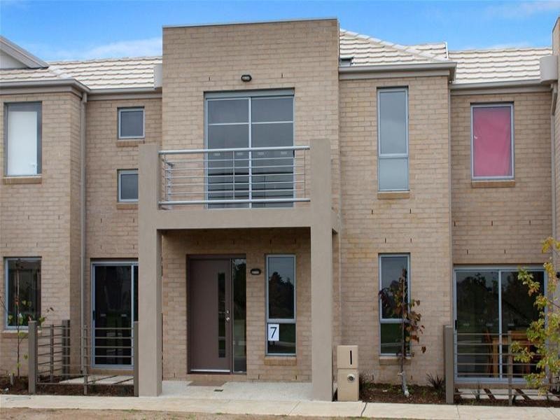7 Hampden Green, South Morang VIC 3752