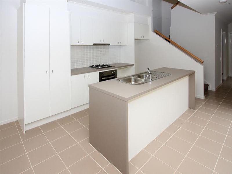 7 Hampden Green, South Morang VIC 3752