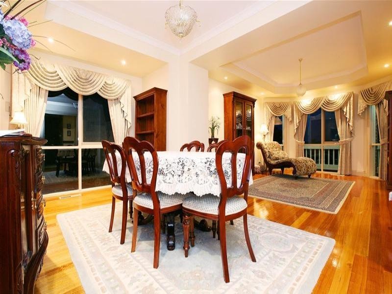 1 Eucalypt Drive, Mill Park VIC 3082