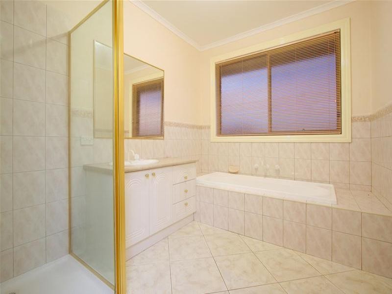 23 Maculata Grove, Bundoora VIC 3083