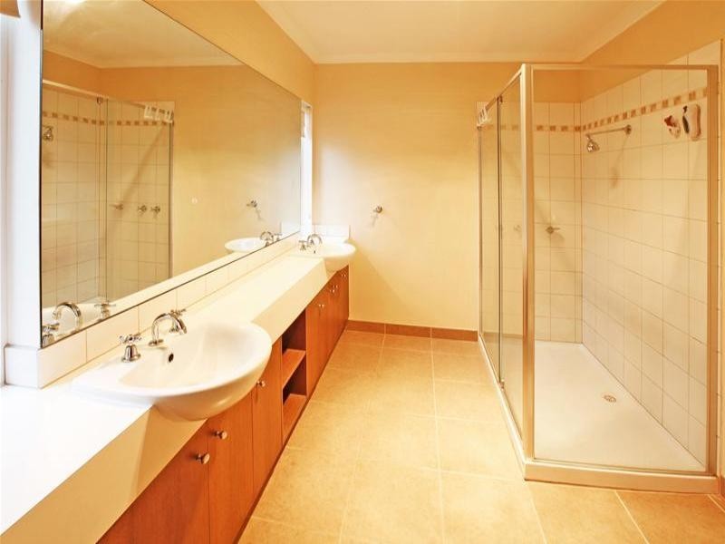 3 Auburn Road, South Morang VIC 3752