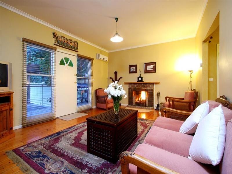 1/5 Marilyn Court, Watsonia VIC 3087