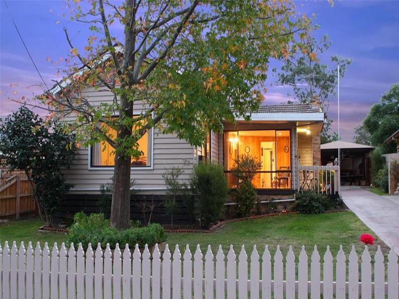 27 Devonshire Road, Watsonia VIC 3087