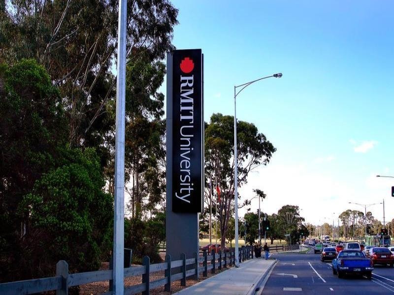 35 Ambrose Treacy Drive, Bundoora VIC 3083