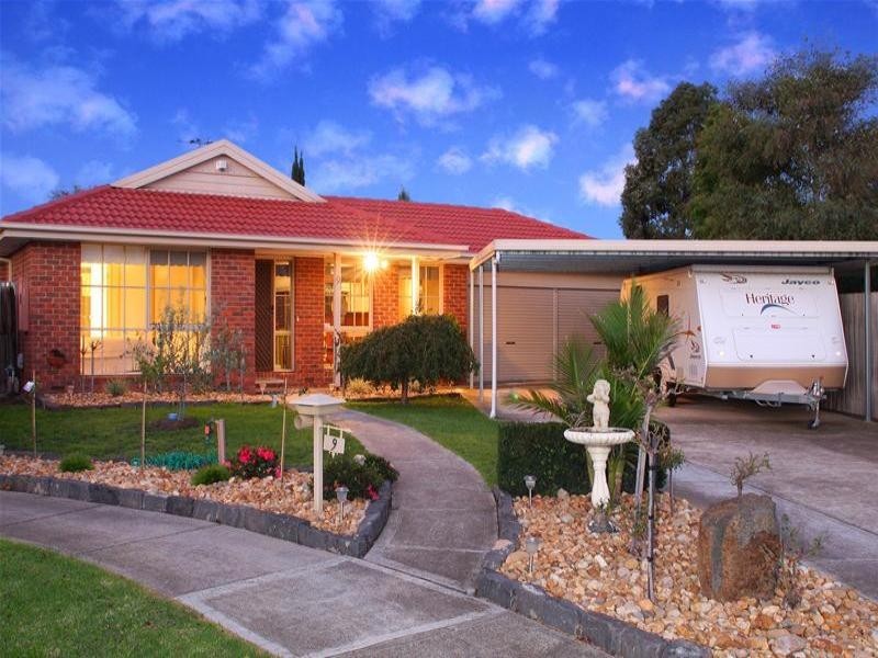 9 Albyn Court, Mill Park VIC 3082