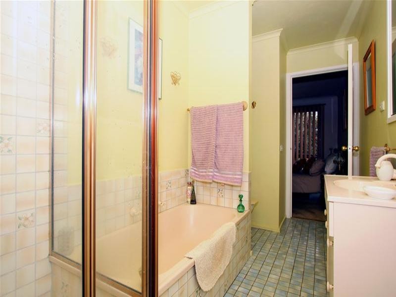 15 Sharman Court, Bundoora VIC 3083