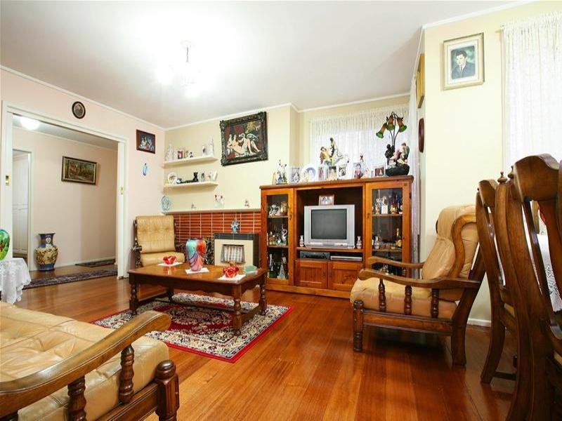 11 Greenwood Drive, Bundoora VIC 3083