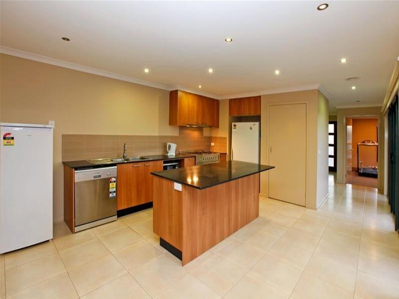 1 Osprey View, South Morang VIC 3752