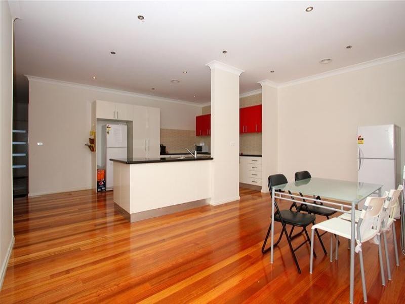 2/6 Trott Avenue, Bundoora VIC 3083