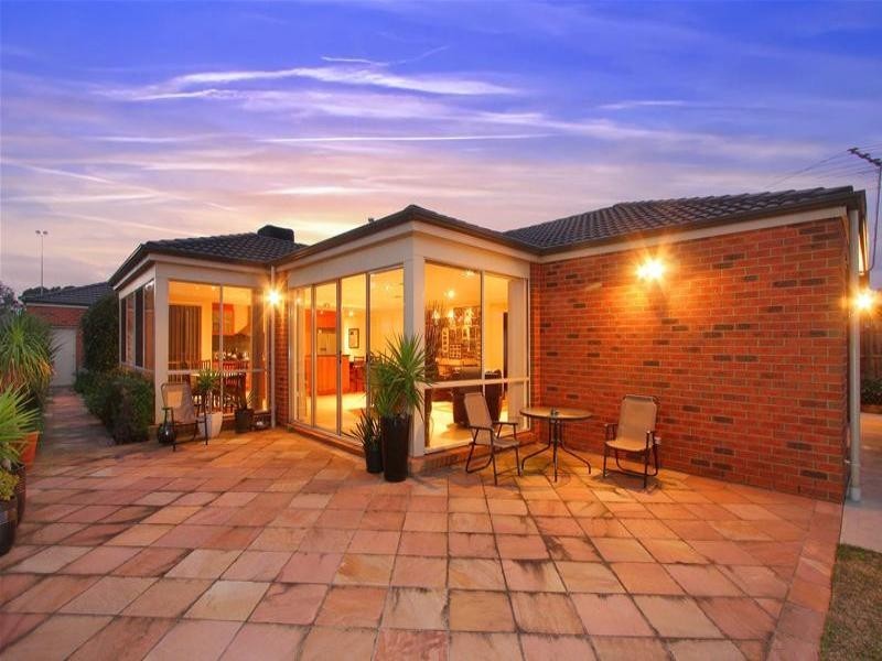 17 Howe Court, Bundoora VIC 3083