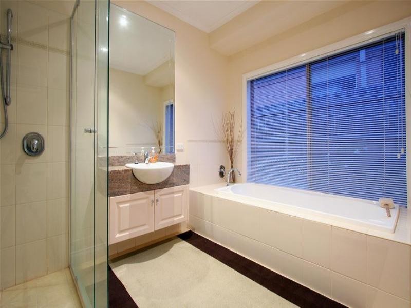 17 Howe Court, Bundoora VIC 3083