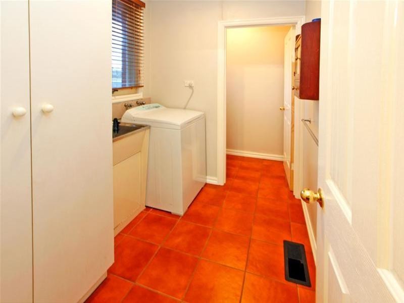 53 Dunne Street, Kingsbury VIC 3083