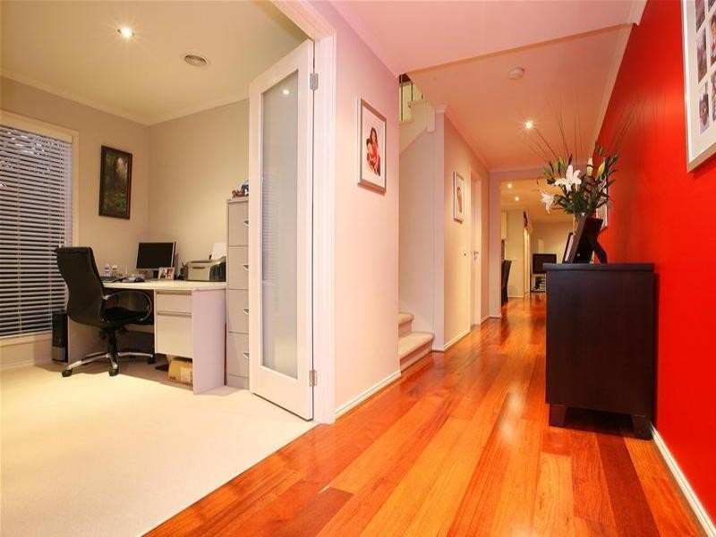 22 Cassowary Road, South Morang VIC 3752