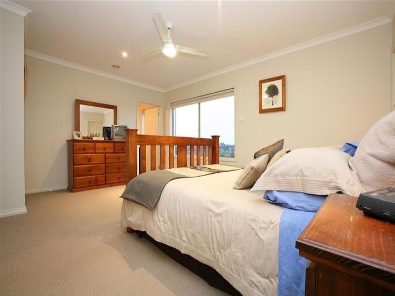 26 Monagle Avenue, Bundoora VIC 3083