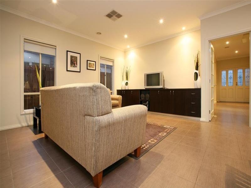 26 Monagle Avenue, Bundoora VIC 3083