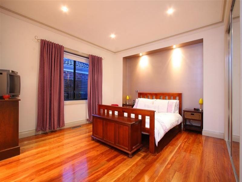 2/23 Cynga Street, Preston VIC 3072