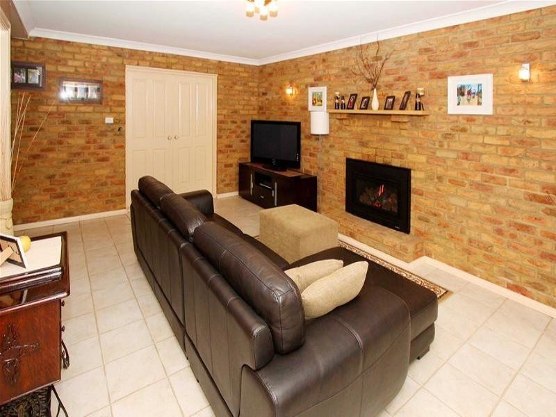 56 Incana Drive, Mill Park VIC 3082