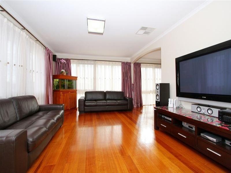 36 Tasman Drive, Bundoora VIC 3083