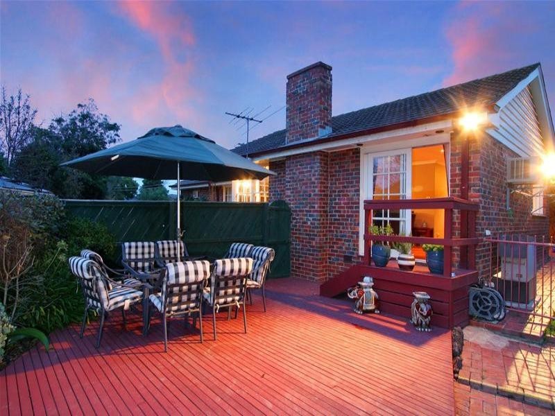 10 Hillboro Court, Watsonia VIC 3087